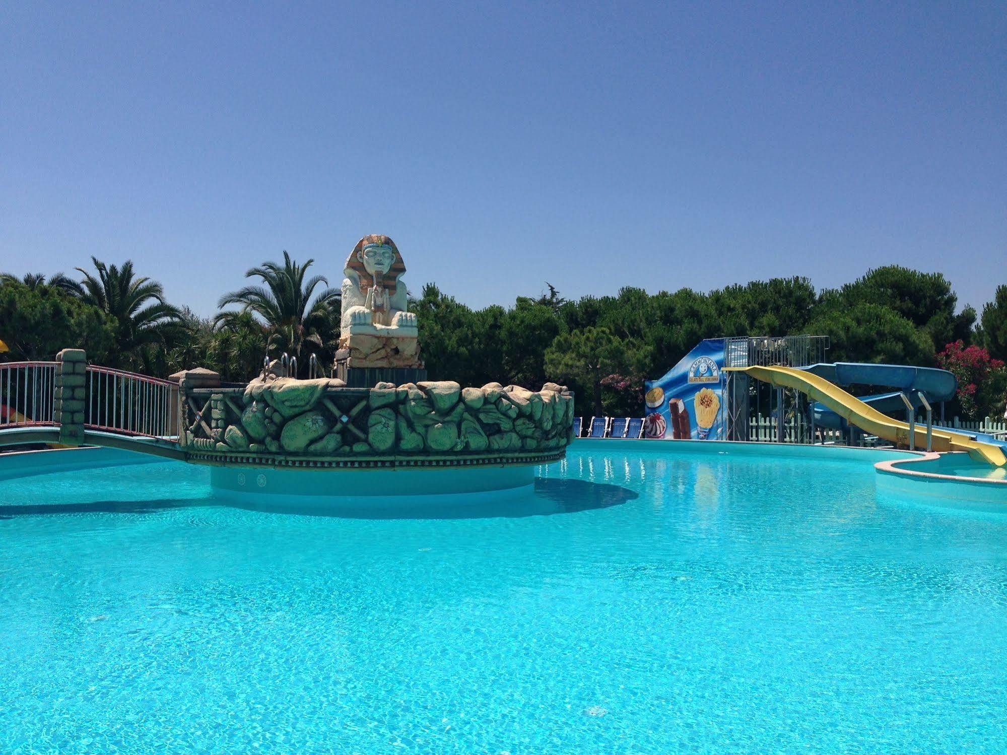Villaggio Centro Vacanze De Angelis Numana Kültér fotó