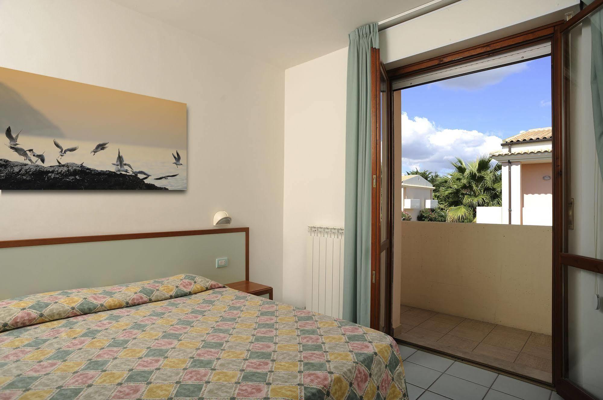 Villaggio Centro Vacanze De Angelis Numana Kültér fotó